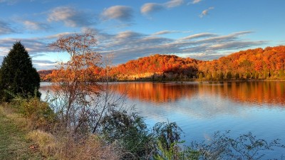 Melton lake at Fall