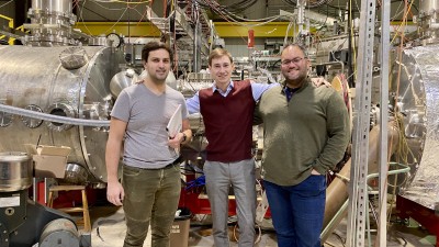 Engineer Jeremiah Kirch, postdoctoral researcher Mykola Ialovega and assistant scientist Marcos Xavier Navarro-Gonzalez